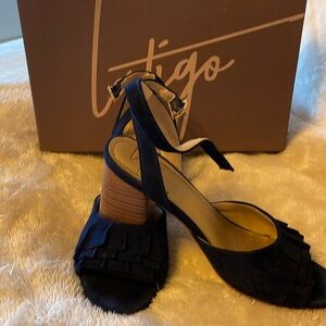 Latigo Blue Suede Samdals